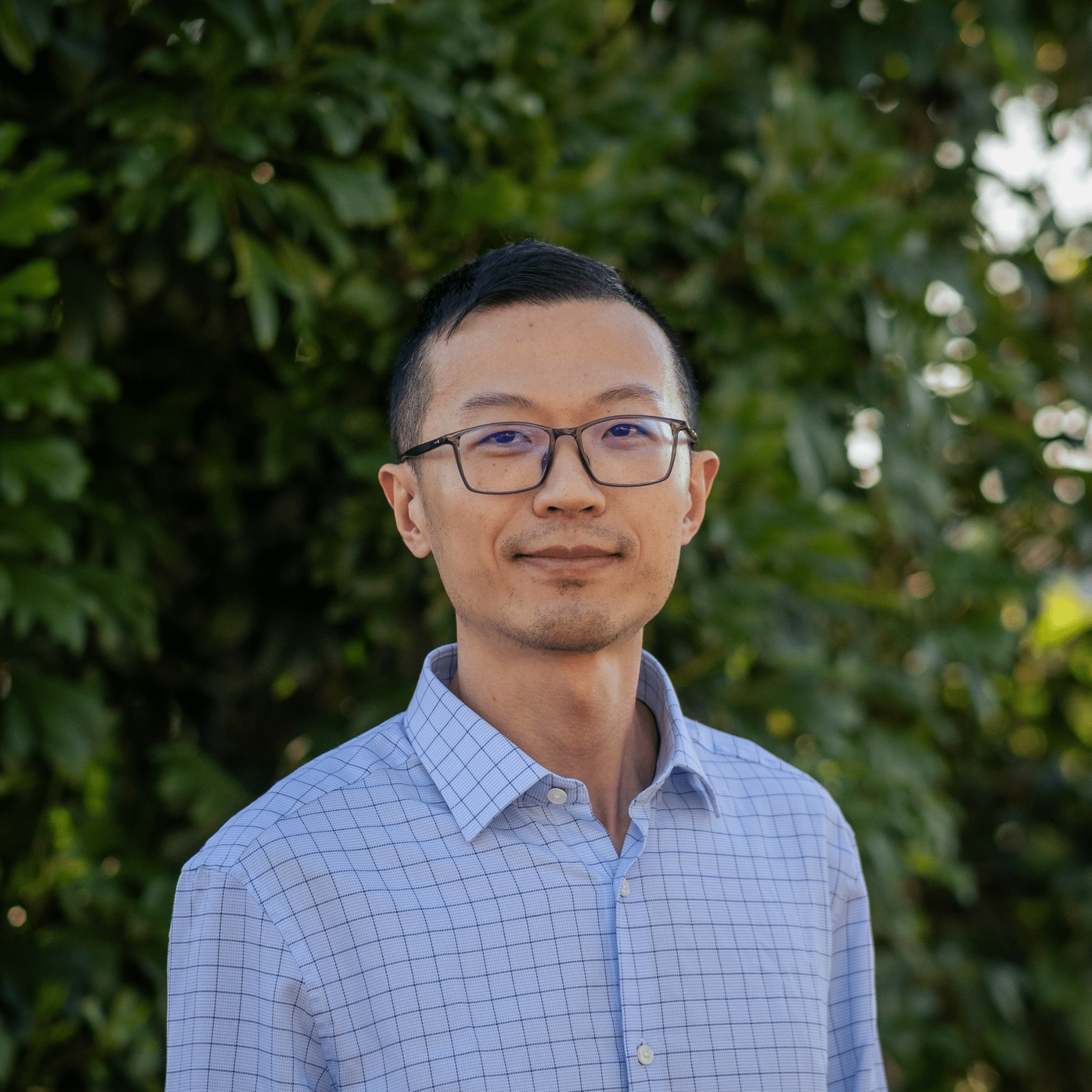 Profile photo of Dongpeng Cao, Data Engineer.